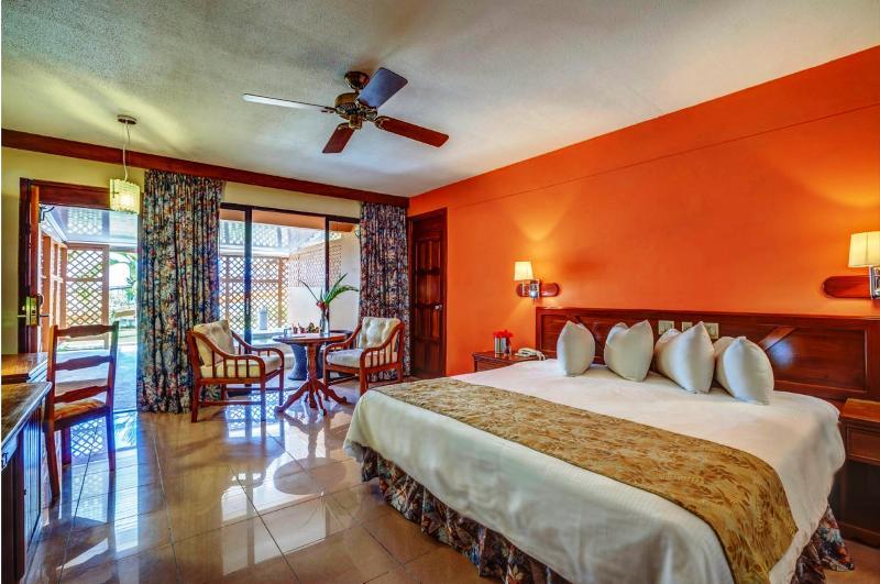 Le Grand Courlan Spa Resort Adults Only Black Rock Экстерьер фото